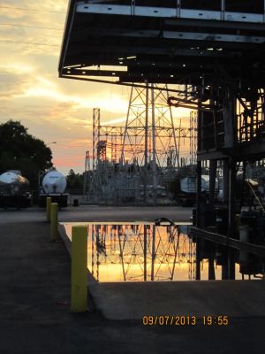 SHW-0014
Photo Date: Sept. 9, 2013
Photo Credit: Eric Kaufman
Description: Oil spill in secondary containment a loading rack.
